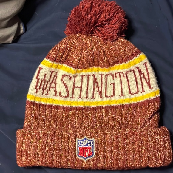 Redskins Cold Weather Knit - Picture 1 of 6